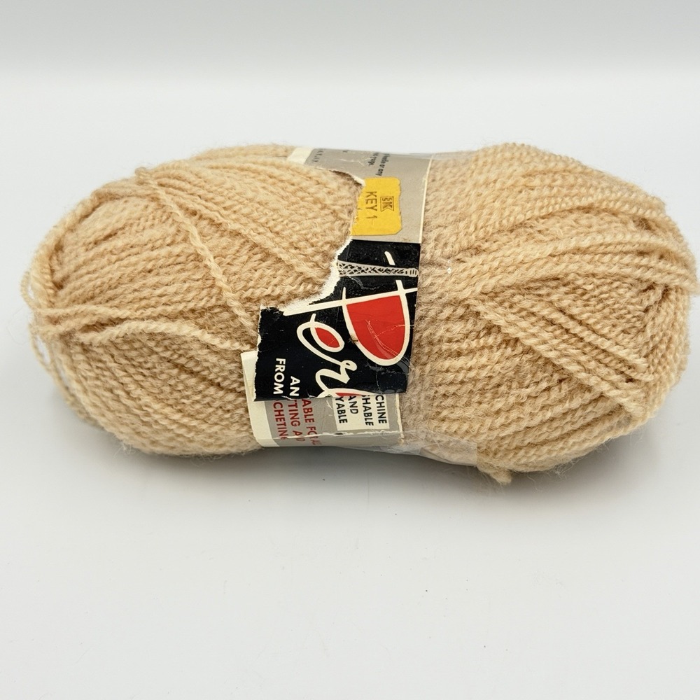 Lion Brand Perle Yarn Shell Peach Acrylic Vinyon Knit Crochet France